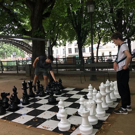 A Paris, Au Bord De L'Eau Exterior foto